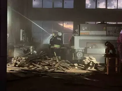 Samsun’da Kereste İmalathanesinde Korkutan Yangın